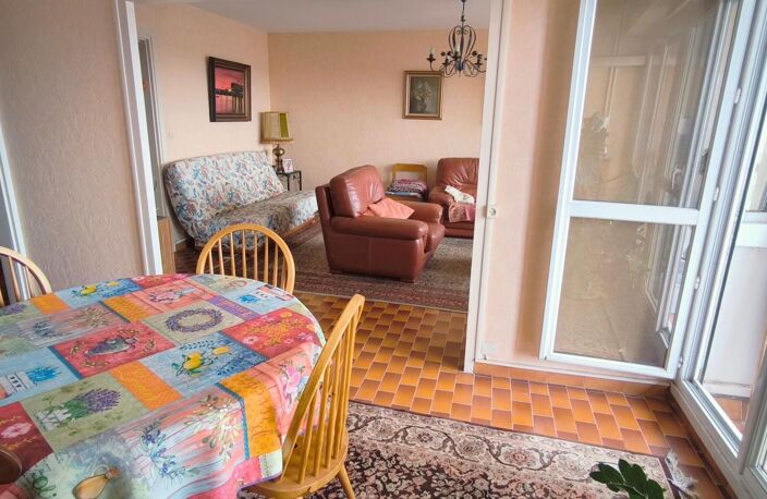 À vendre : Charmant T3 à Nîmes, avenue Jean Jaurès — photo 2