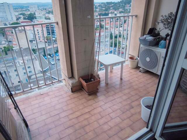 À vendre : Charmant T3 à Nîmes, avenue Jean Jaurès — photo du bien
