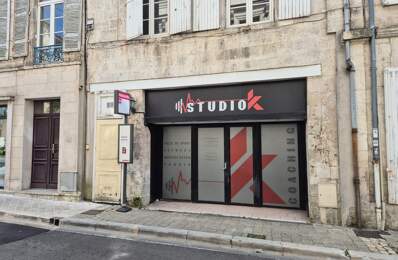 Local Commercial, 220 m2, face hôtel deVille — photo du bien