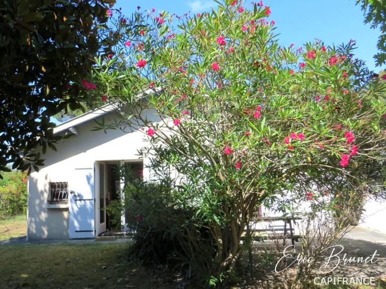 LANTON - maison 3 chambres avec garage et annexes — photo 1
