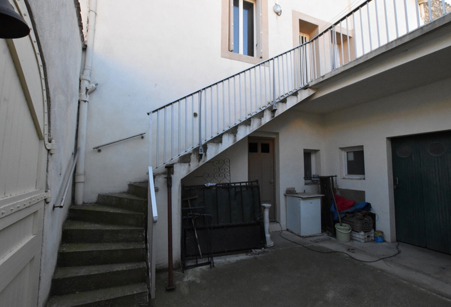 Dpt Aude (11), à vendre COURSAN immeuble — photo 1
