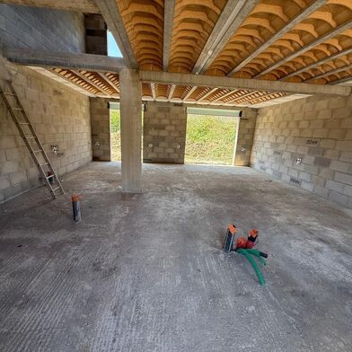 Maison 5 pièces 528300 €