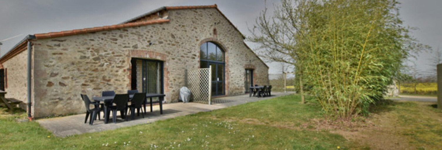 Maison 10 Pièces 215 m² à vendre à Saint-Christophe-du-Bois (49280)