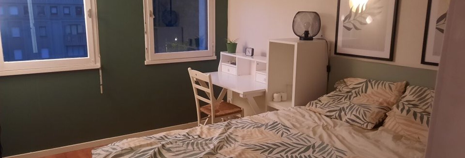 Appartement 1 Pièce 10 m² à louer à Montigny-le-Bretonneux (78180)