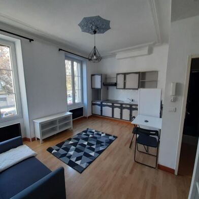 Appartement 2 pièces 490 €