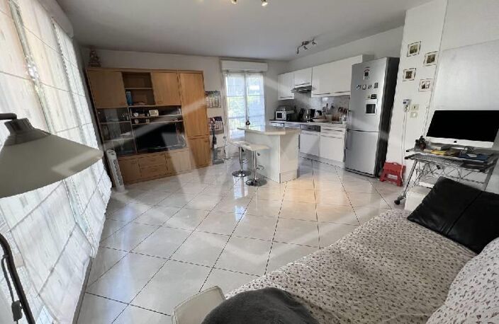 Vente appartement 2 pièces 43 m² Combs-la-Ville (77380) — photo 5