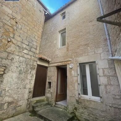 Maison 3 pièces 620 €