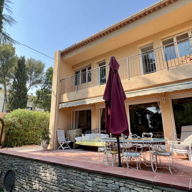 Maison 4 pièces 599900 €