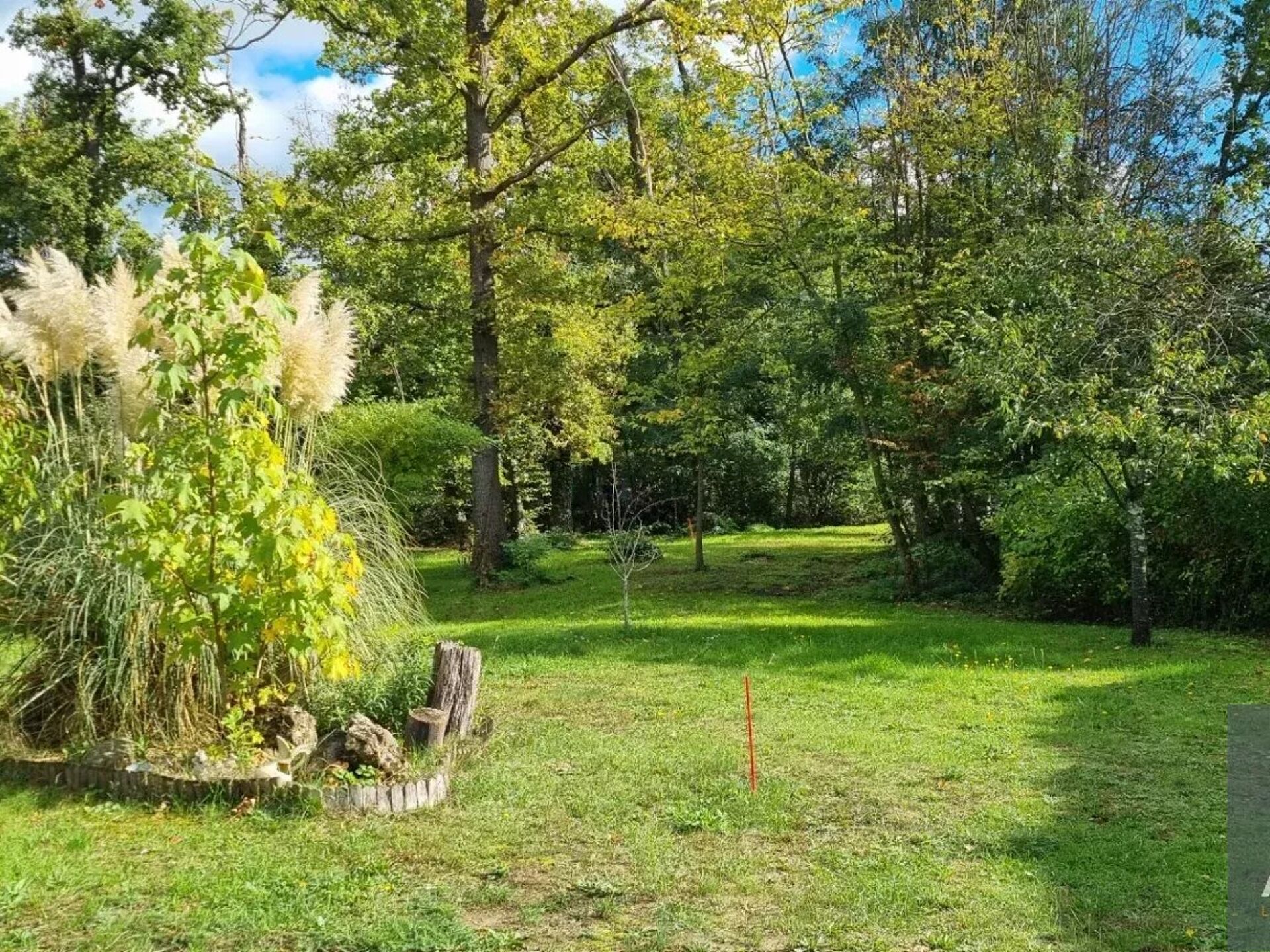 Vente Terrain 826 m2 à Lacroix-Saint-Ouen · 142 000 €