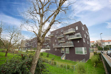 Commerce  295000 €