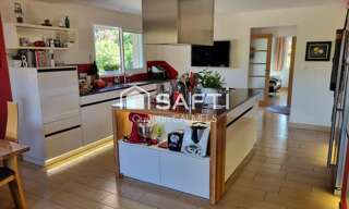 Maison 5 Pièces 197 m² à vendre à Saint-Christophe-Vallon (12330)