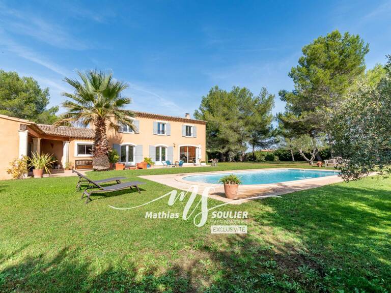 Bastide de 224m² sur 3809 m² paysagés de 2005 — photo 1