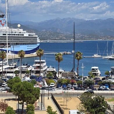 Appartement 4 pièces 499000 €