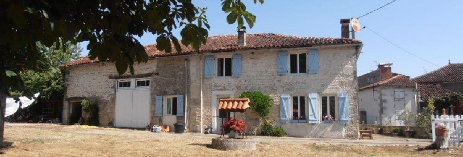 Maison 6 Pièces 127 m² à vendre à Champagne-Mouton (16350)