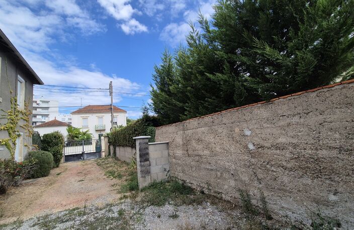 Location commerce  120 m² à Roanne (42300) — photo 3