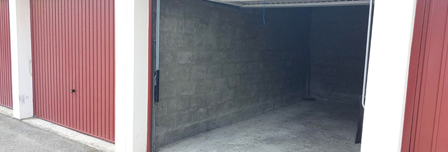 Garage  13 m² à vendre à Villeurbanne (69100)