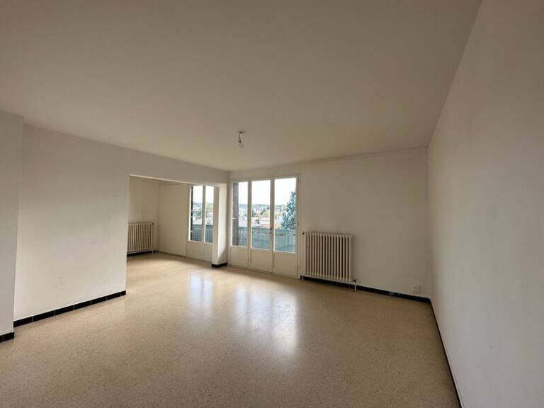 T3 — photo 1