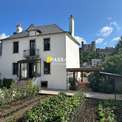 Maison 11 pièces 250000 €