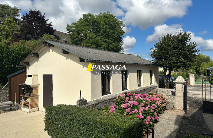 A VENDRE - Maison d'habitation avec cour, jardin et studio - BERTHOLENE — photo 5