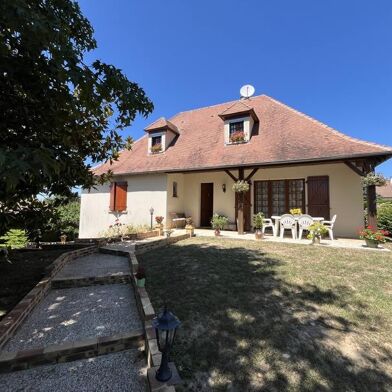 Maison 7 pièces 317700 €