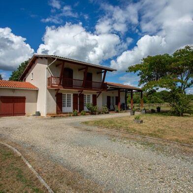 Maison 7 pièces 284000 €