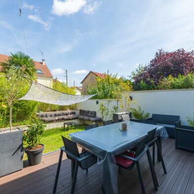 Maison 4 pièces 399900 €