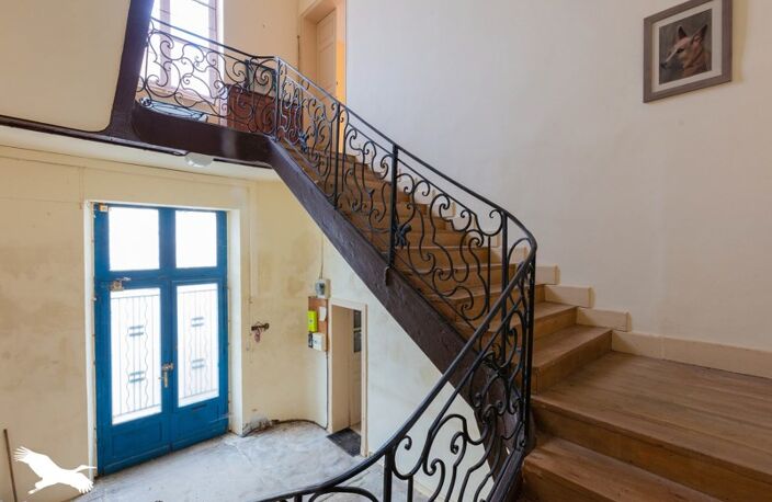 Maison de ville de 10 pièces principales — photo 4