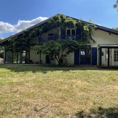 Maison 7 pièces 430000 €