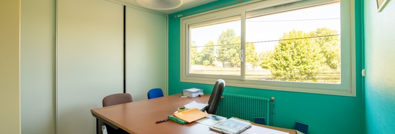 Maison 5 Pièces 115 m² à vendre à Fargues-Saint-Hilaire (33370)