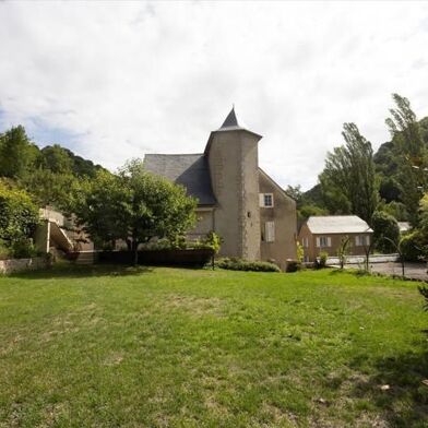 Maison 14 pièces 989900 €