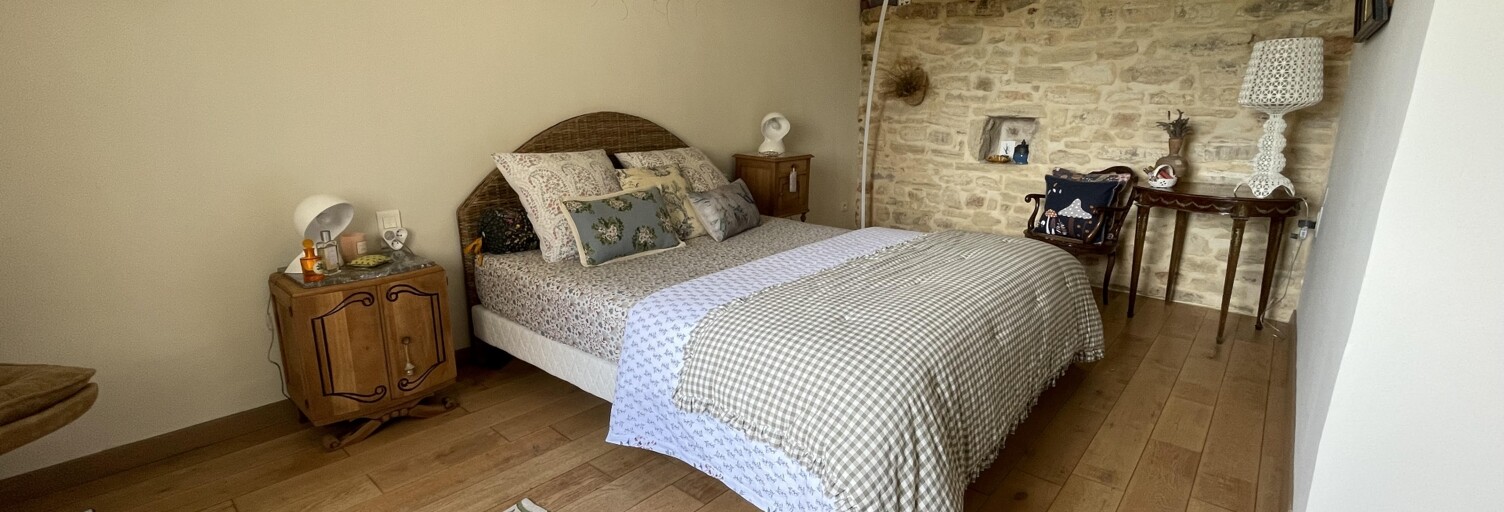 Maison 7 Pièces 156 m² à vendre à Barjac (30430)