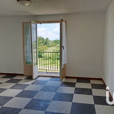 Appartement 4 pièces 27900 €