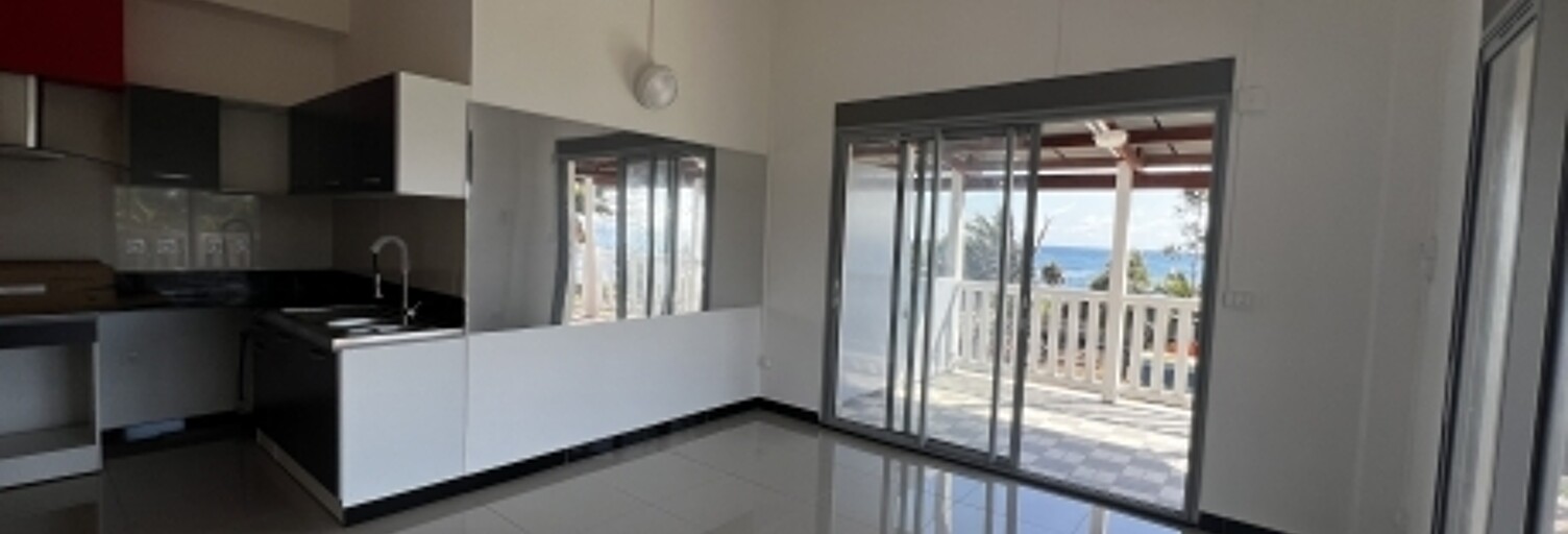 Appartement 5 Pièces 110 m² à louer à Saint-Benoît (97470)