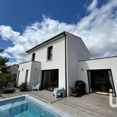 Maison 5 pièces 598000 €