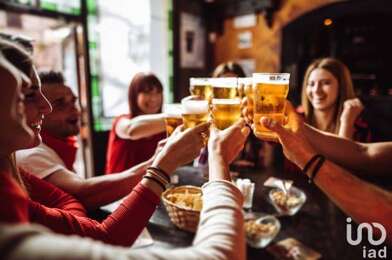 Commerce  758800 €