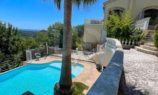 Maison 6 Pièces 195 m² à vendre à Vence (06140)