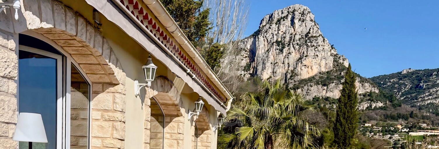 Maison 6 Pièces 195 m² à vendre à Vence (06140)