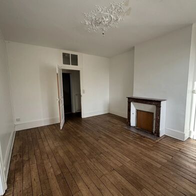 Appartement 7 pièces 1280 €