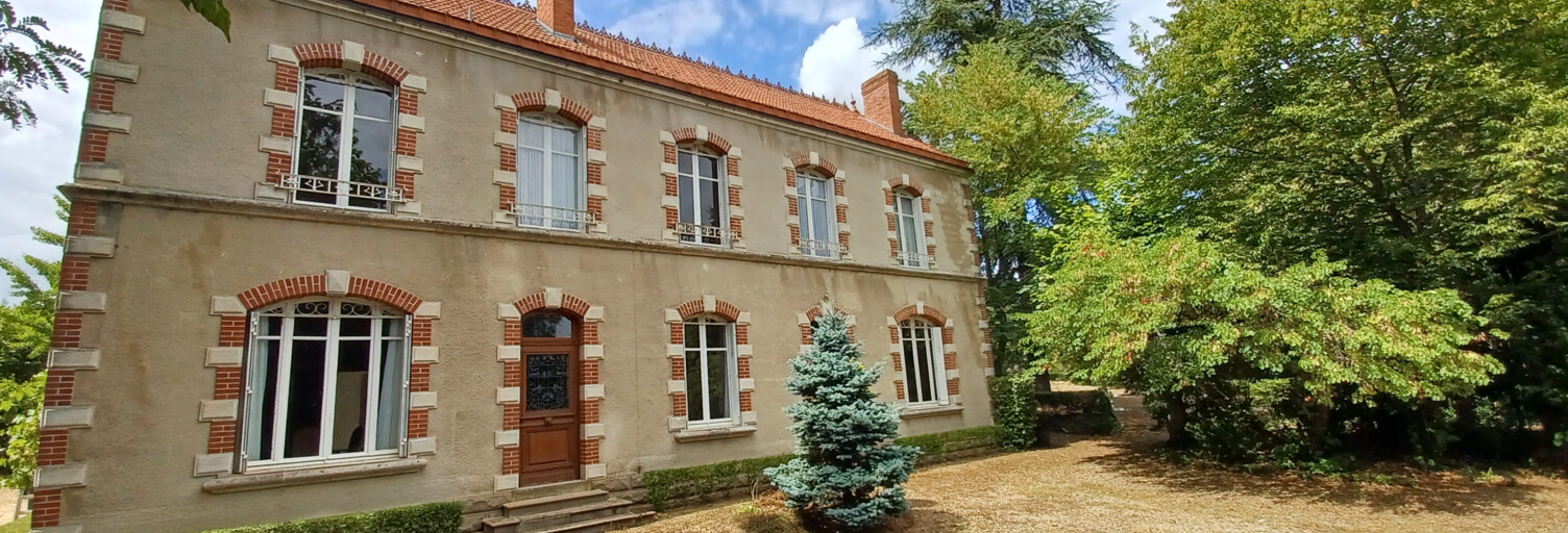 Maison 9 Pièces 209 m² à vendre à Sancergues (18140)
