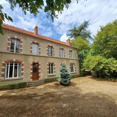 Maison 9 pièces 299900 €