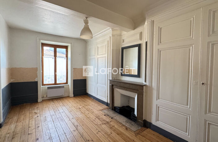 Immeuble Bessenay 250 m2 — photo 4