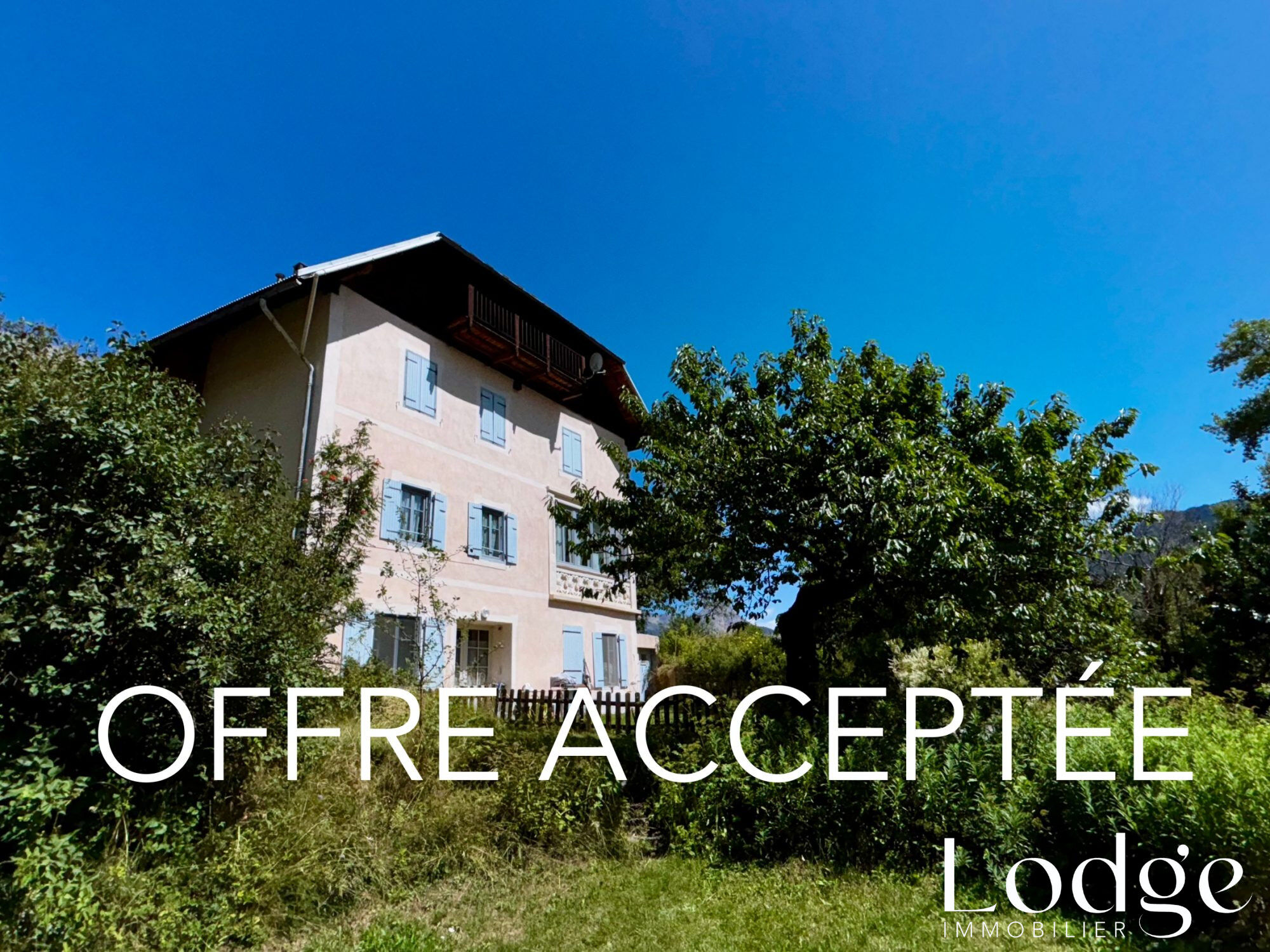 Villa / Maison  T26 à vendre Pelvoux 05340