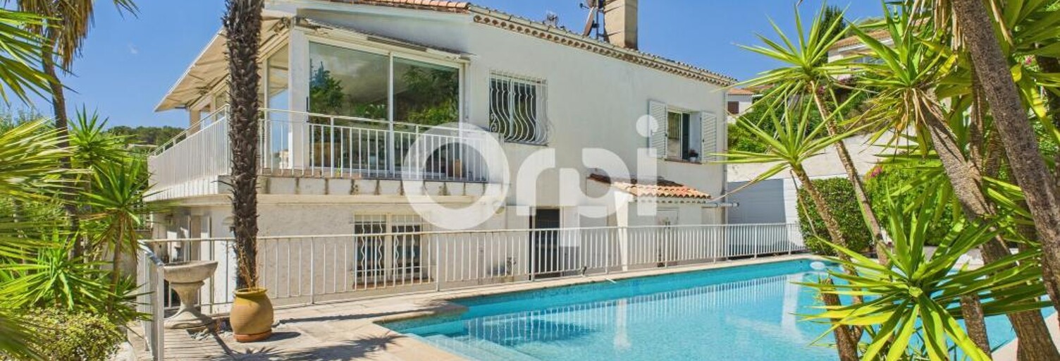 Maison 7 Pièces 199 m² à vendre à Mandelieu-la-Napoule (06210)