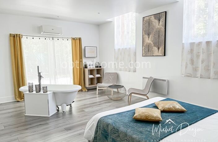 TOULOUSE SUD-EST - CHATEAU XVIIIe RENOVE- 680 m² - PARC 14000 m² - CALME - PISCINE - CHAMBRES D'HOTES — photo 3