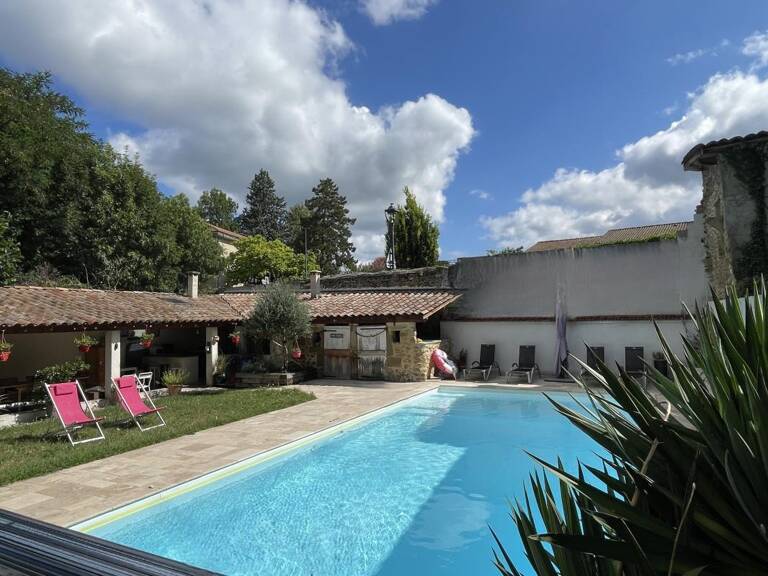 Maison 206 m²avec piscine sur une parcelle de 5130 m² — photo 1
