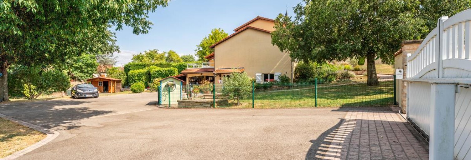 Maison 5 Pièces 184 m² à vendre à Vindry-sur-Turdine (69490)