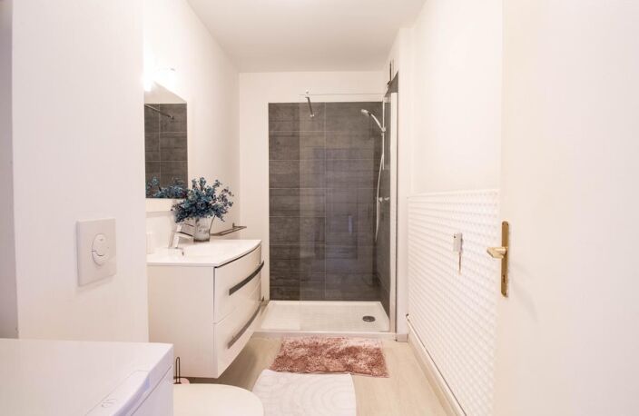 Appartement À Vendre — photo 3