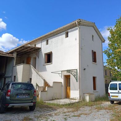 Immeuble  176000 €