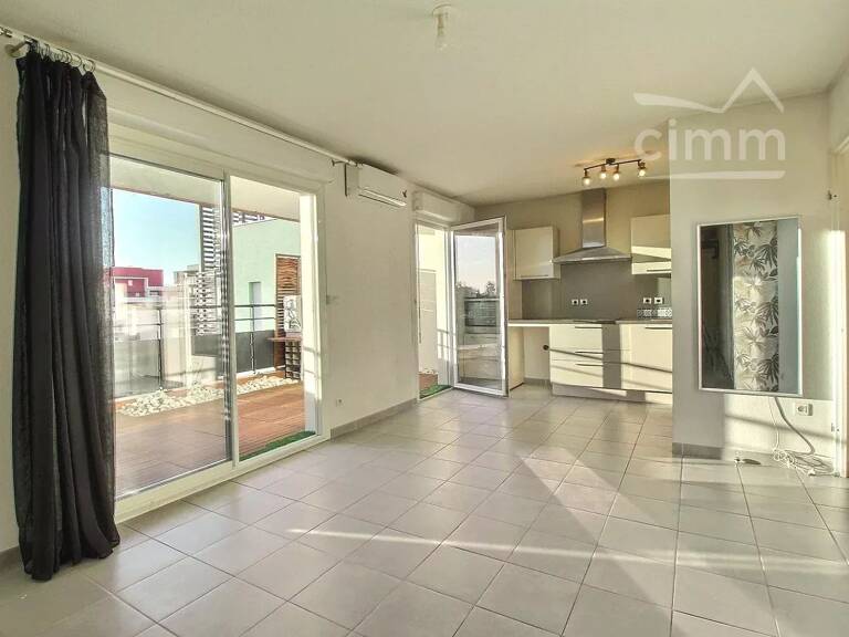 Appartement T3 de 60 m² avec terrasse de 15 m², parking et cave — photo 1