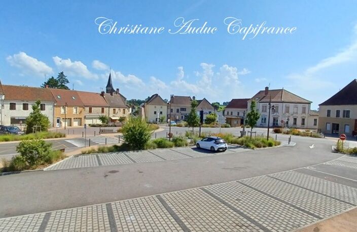 Immeuble de 168 m² entre Cluny et Charolles à Saint Bonnet de Joux — photo 2